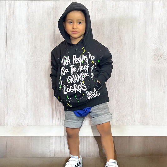 🖤 Hoodie “Cada pequeño paso te acerca a grandes logros” – Kids