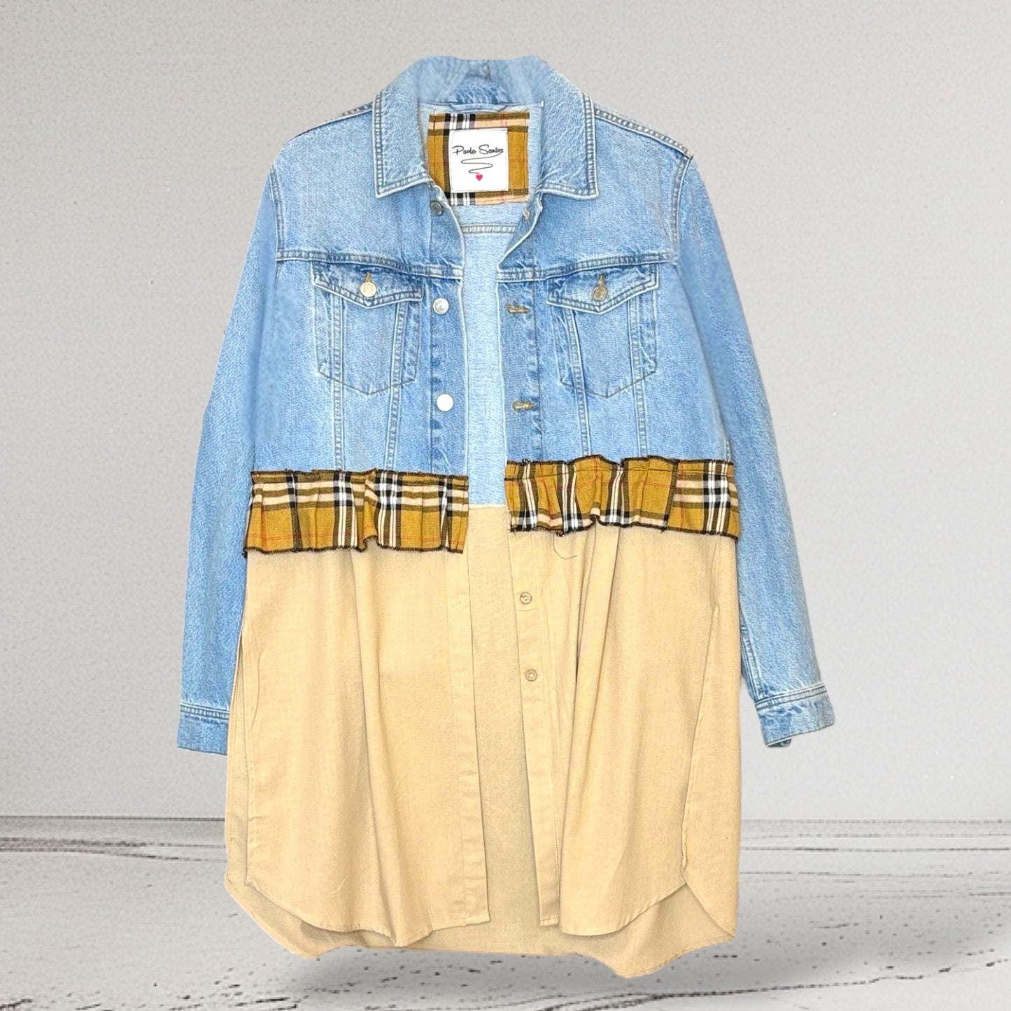 Campera intervenida “Amor que merecés” – Denim Arte Urbano