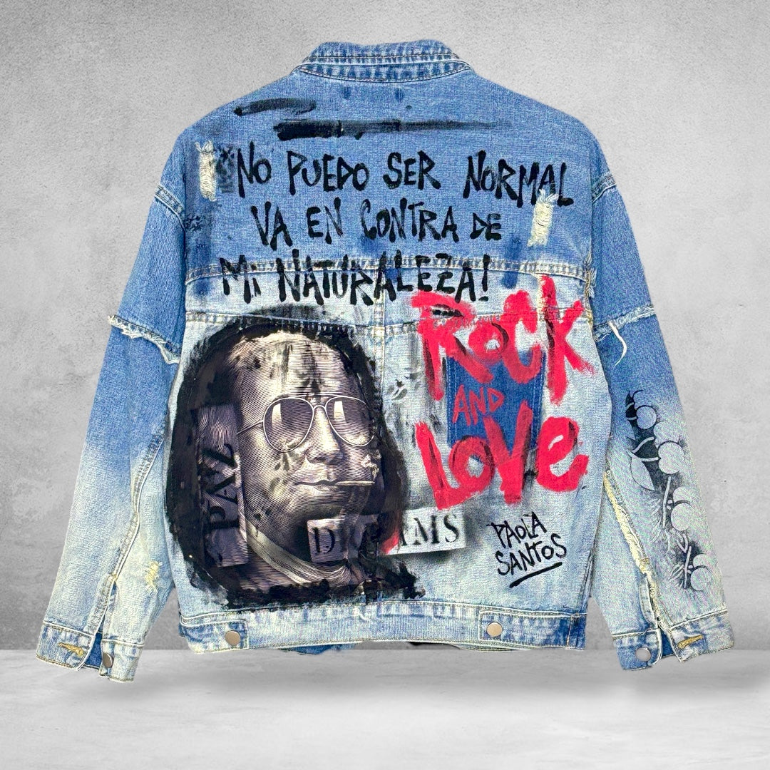 Campera intervenida “No puedo ser normal”