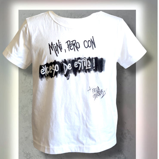 🩶 Remera “Mini, pero con exceso de estilo” – Kids