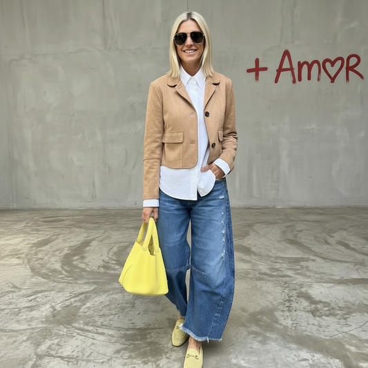 Blazer simil gamuza corto "Quiero, puedo y me lo merezco"