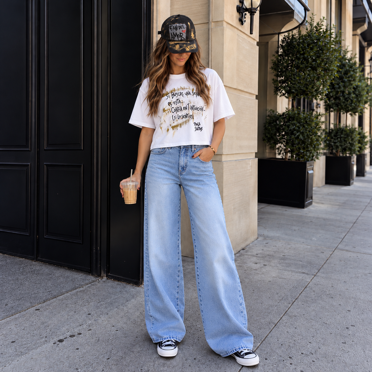 Remera Cropped Blanca | "Si buscas una señal, es esta. Confía en tu intuición"