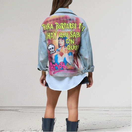 Campera intervenida “Para portarse mal, hay que saber con quién”