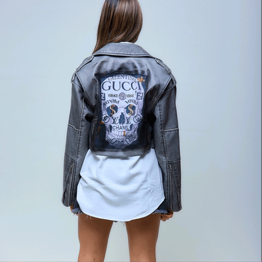 Campera “Luxury Skull” en cuero ecológico