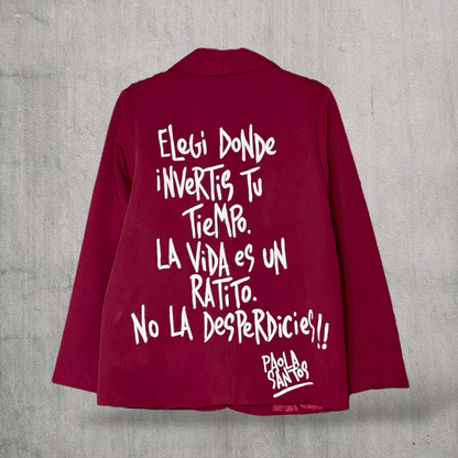 Blazer “La Vida es un Ratito” pintado a mano