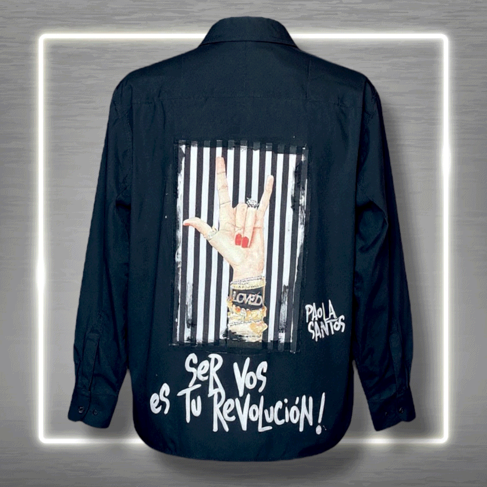 🖤 Camisa “Ser vos es tu revolución”