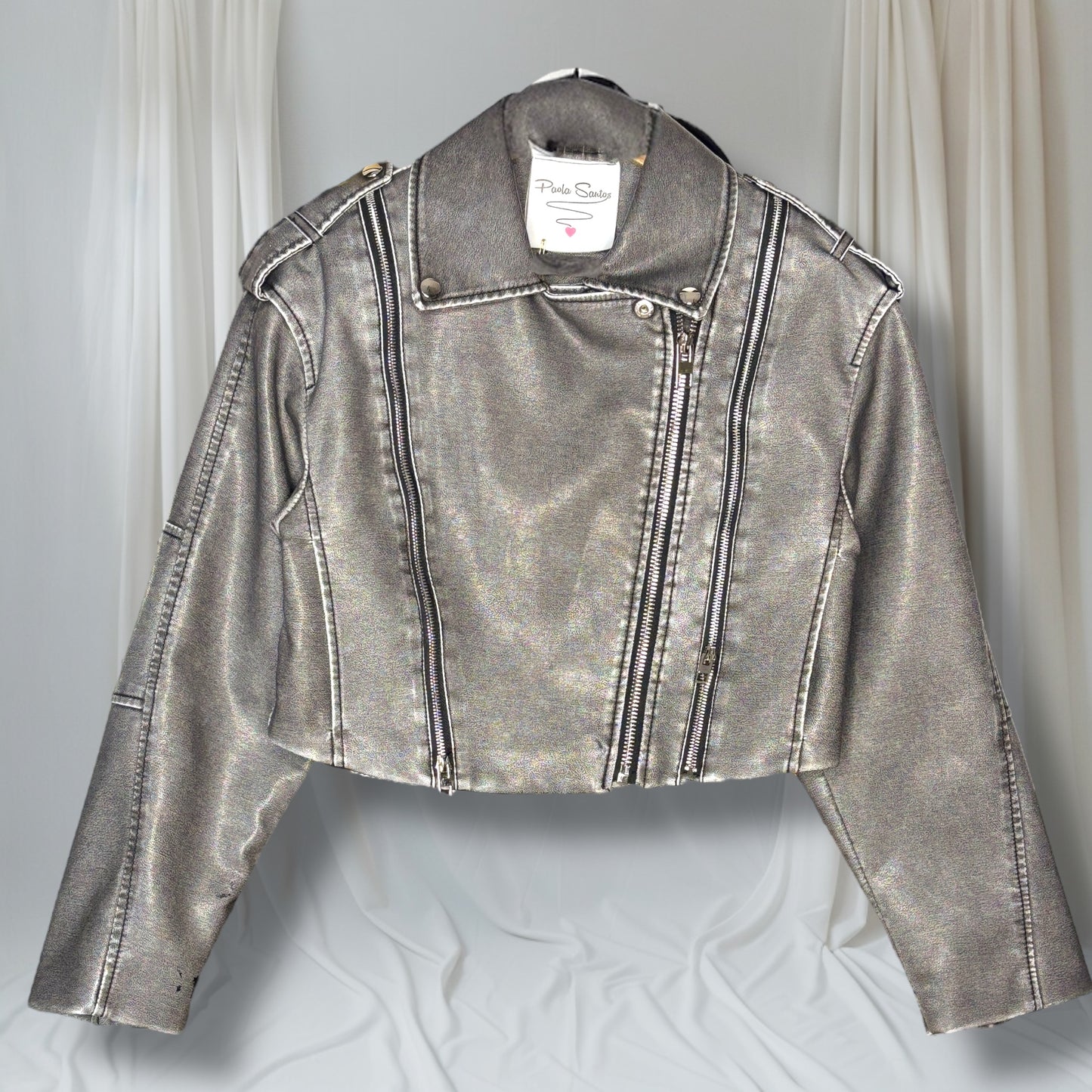 Campera “Luxury Skull” en cuero ecológico
