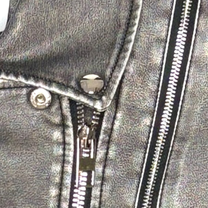 Campera “Luxury Skull” en cuero ecológico