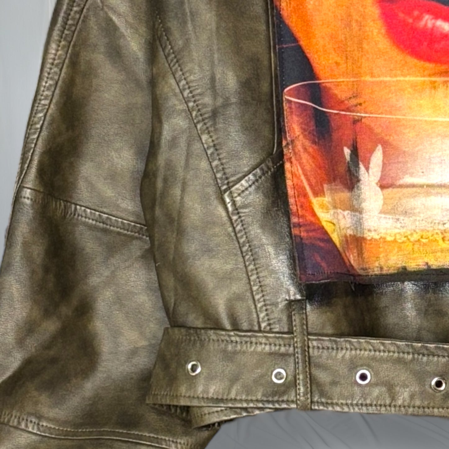 Campera “Playboy” en cuero ecológico