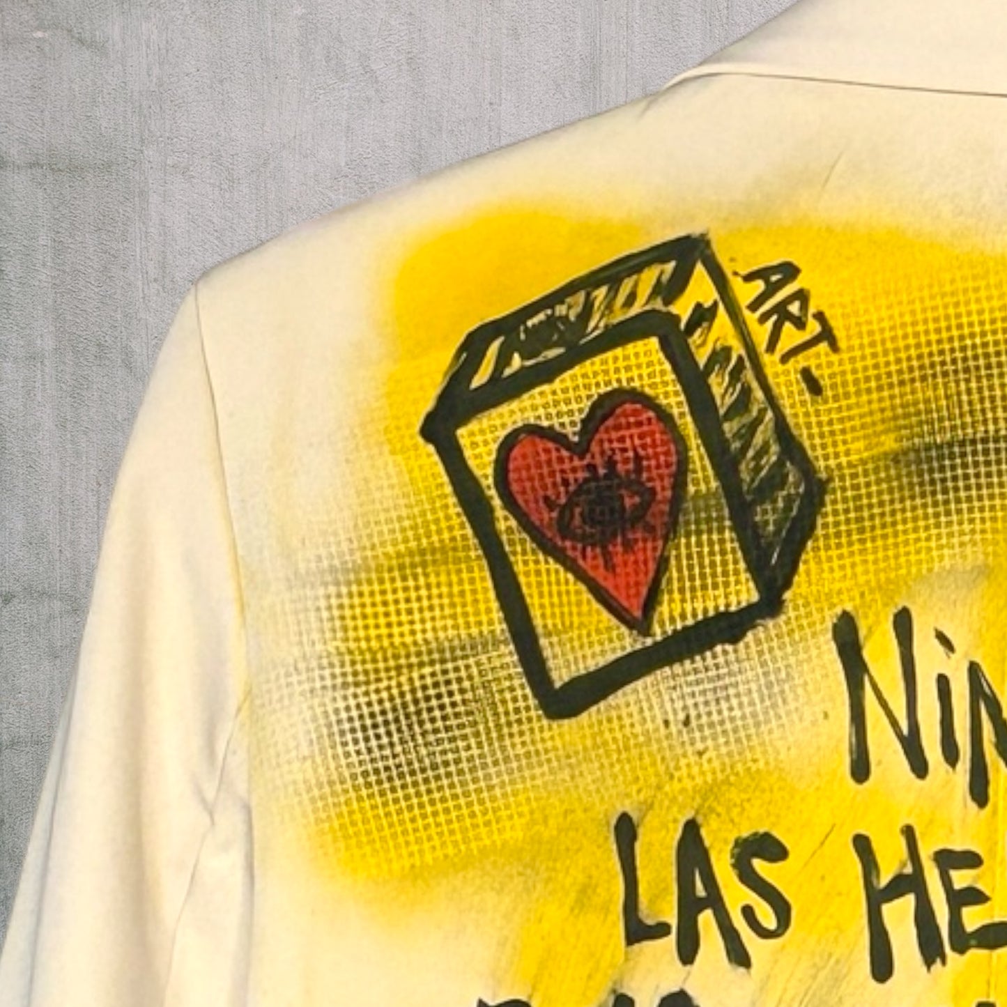 Blazer “Sanando Heridas” pintado a mano