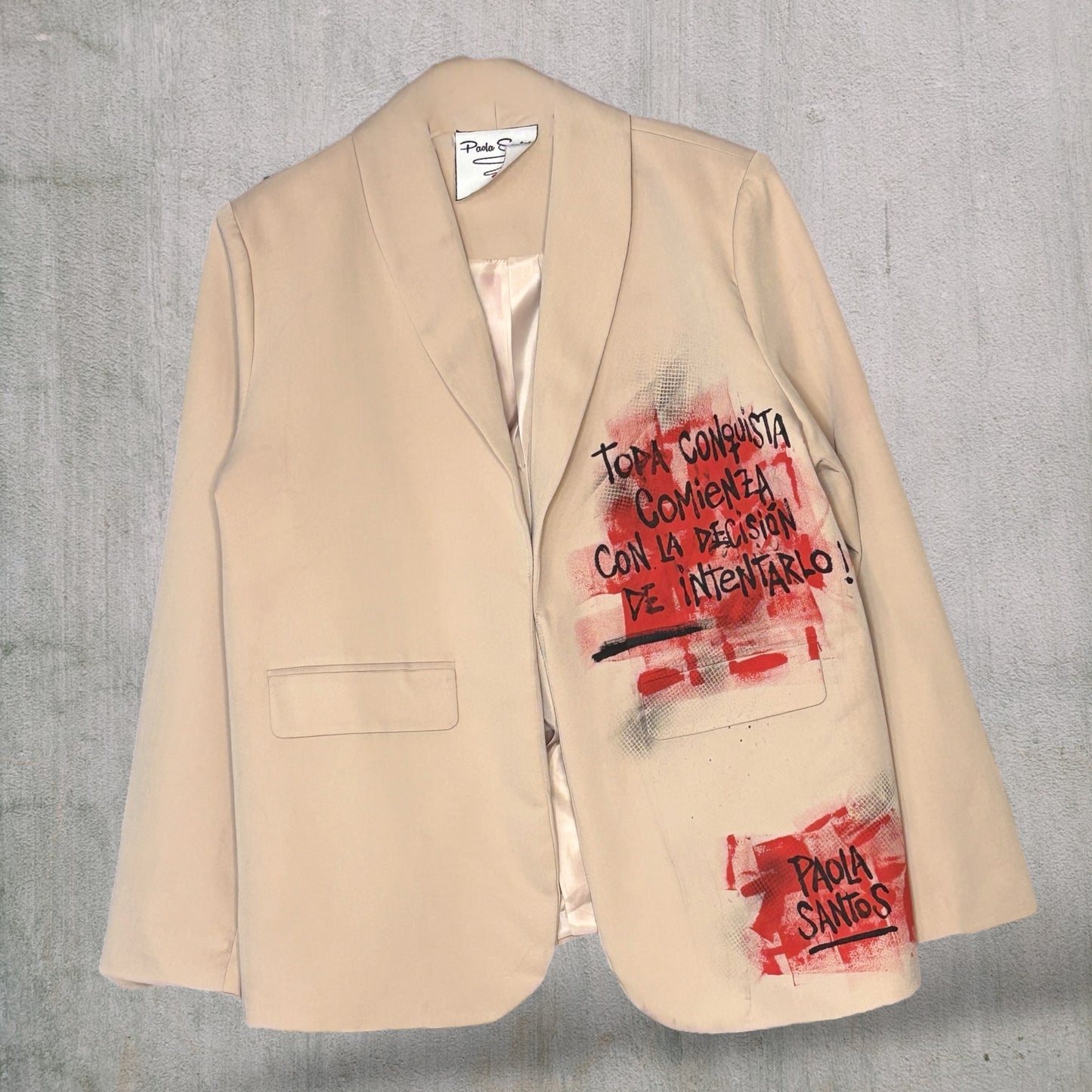 Blazer “Amor” pintado a mano