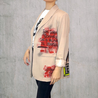 Blazer “Amor” pintado a mano
