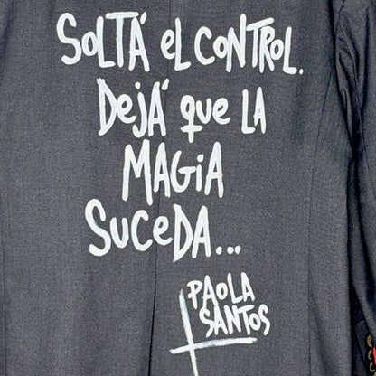Blazer “Dejá que la Magia Suceda” pintado a mano