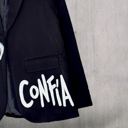 Blazer “Conocé tu Valor” pintado a mano