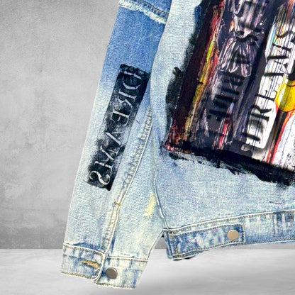 Campera intervenida “Más Amor / Mickey Pop”