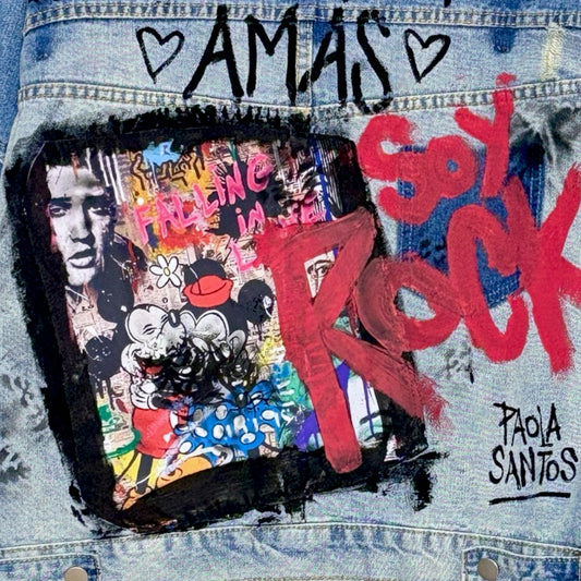 Campera intervenida “+Amor / Si te pierdes, búscate”