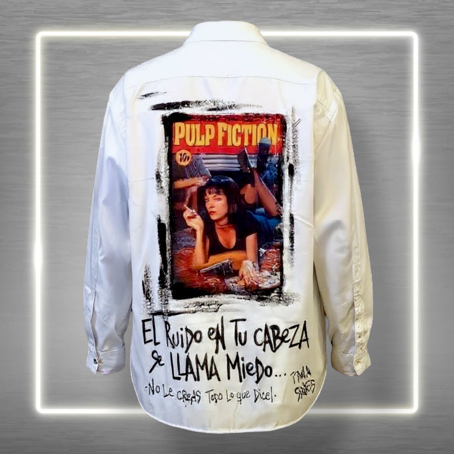 🎬 CAMISA “EL RUIDO EN TU CABEZA SE LLAMA MIEDO” (PULP FICTION)