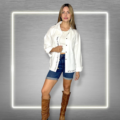 🤍 Camisa Oversize Blanca — “No te rindas”