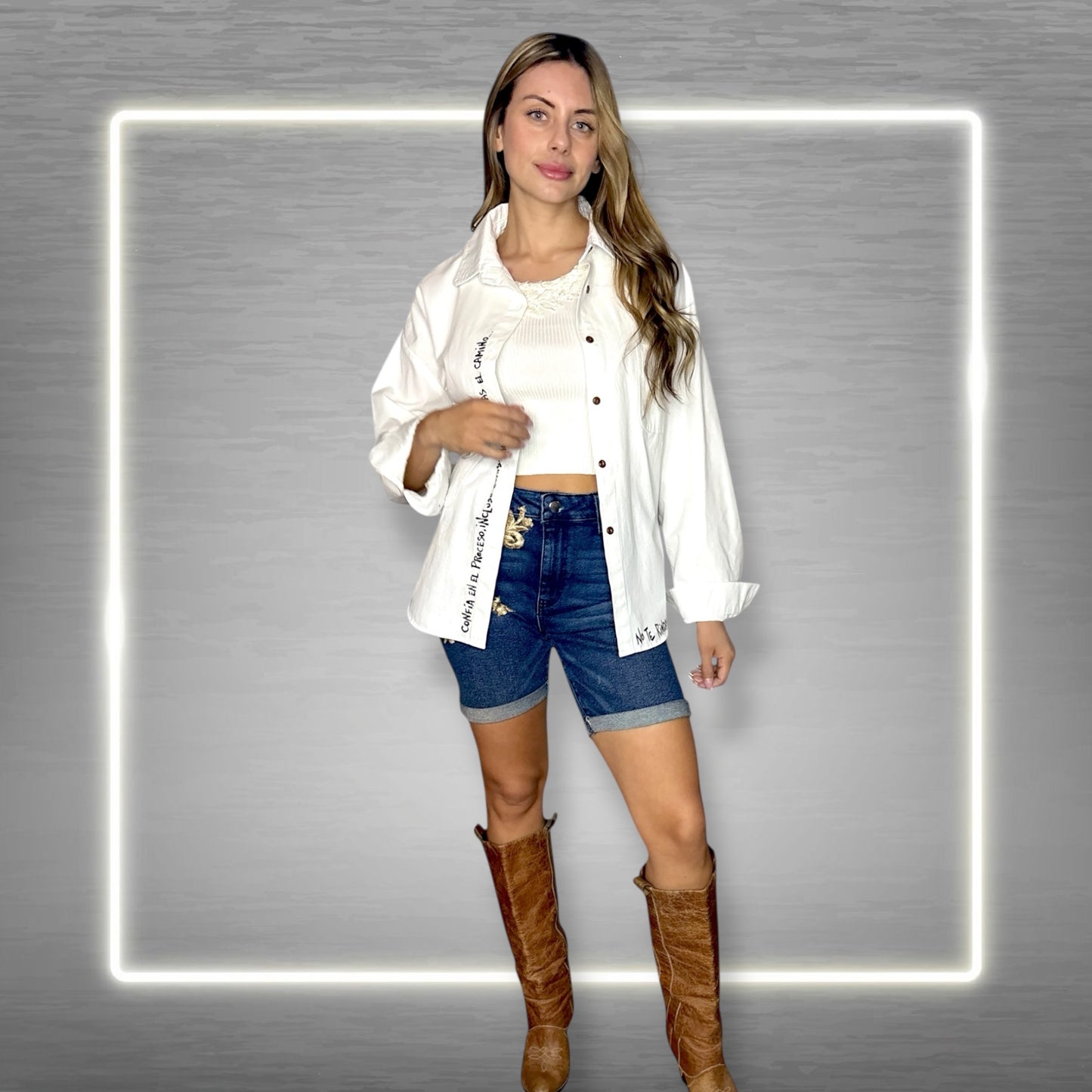 🤍 Camisa Oversize Blanca — “No te rindas”