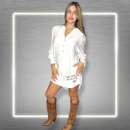 🖤 Camisa Blanca Oversize – “No tengo tiempo para cosas sin alma”