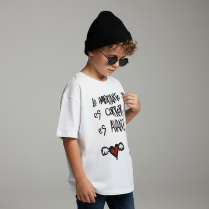 Reme “Lo importante no es correr, es avanzar” – Kids Oversize
