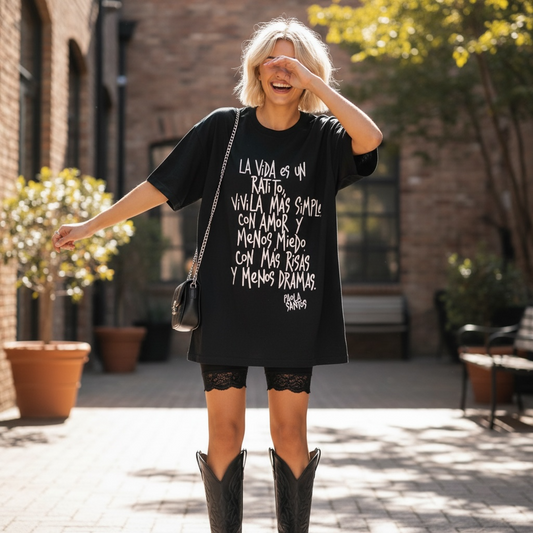 Remerón de Algodón Premium- "La vida es un ratito. Vivíla más simple, con amor y menos miedo. Con más risas y menos dramas"