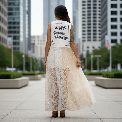 Chaleco de lino con patch de encajes - "Da amor, problemas tenemos todos"