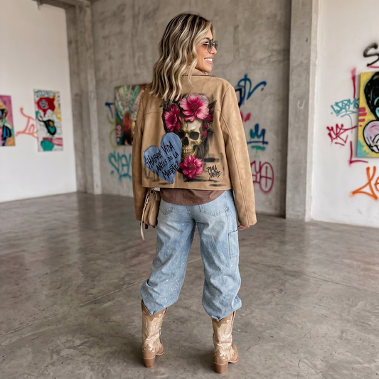 Campera tipo gamuza intervenida "Habrá vida antes de la muerte?"