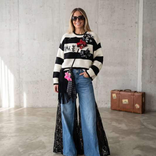 Sweater rayado intervenido con detalles aplicados – Edición Statement