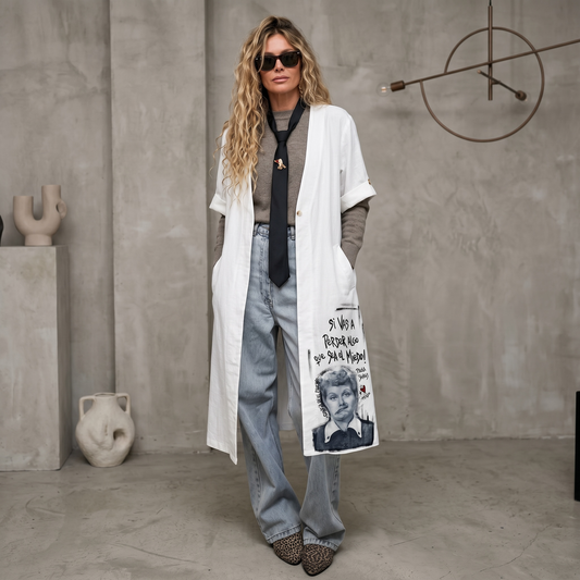 Sobrecamisa estilo kimono intervenida "Si vas a perder algo, que sea el miedo"